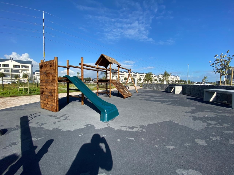 4 Bedroom Property for Sale in Sandown Western Cape